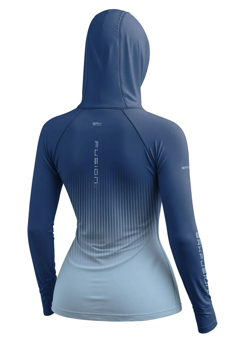 Camisa FusionX Feminina Brk Azul Oceano Degradê com Linhas Verticais e Proteção UV50+ - Image 3
